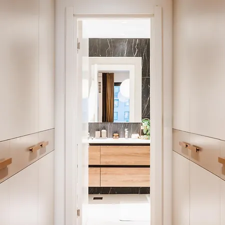 Wf 104m2 Prestige With Terrace, Gym And Pool