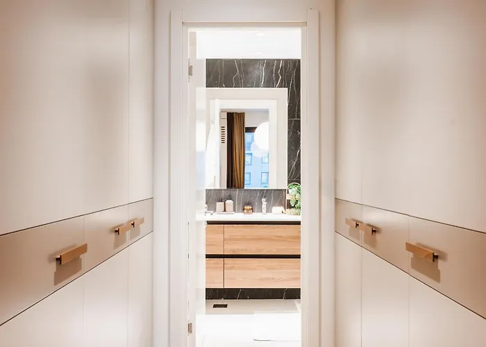 Wf 104m2 Prestige With Terrace, Gym And Pool